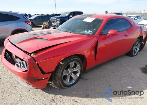 2015 Dodge Challenger Sxt z USA, uszkodzony, nr VIN 2C3CDZAG3FH717843